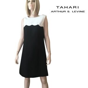 Tahari A. Levine Dress Sleeveless Boat Neck Scalloped Yoke Colour Block Shift
